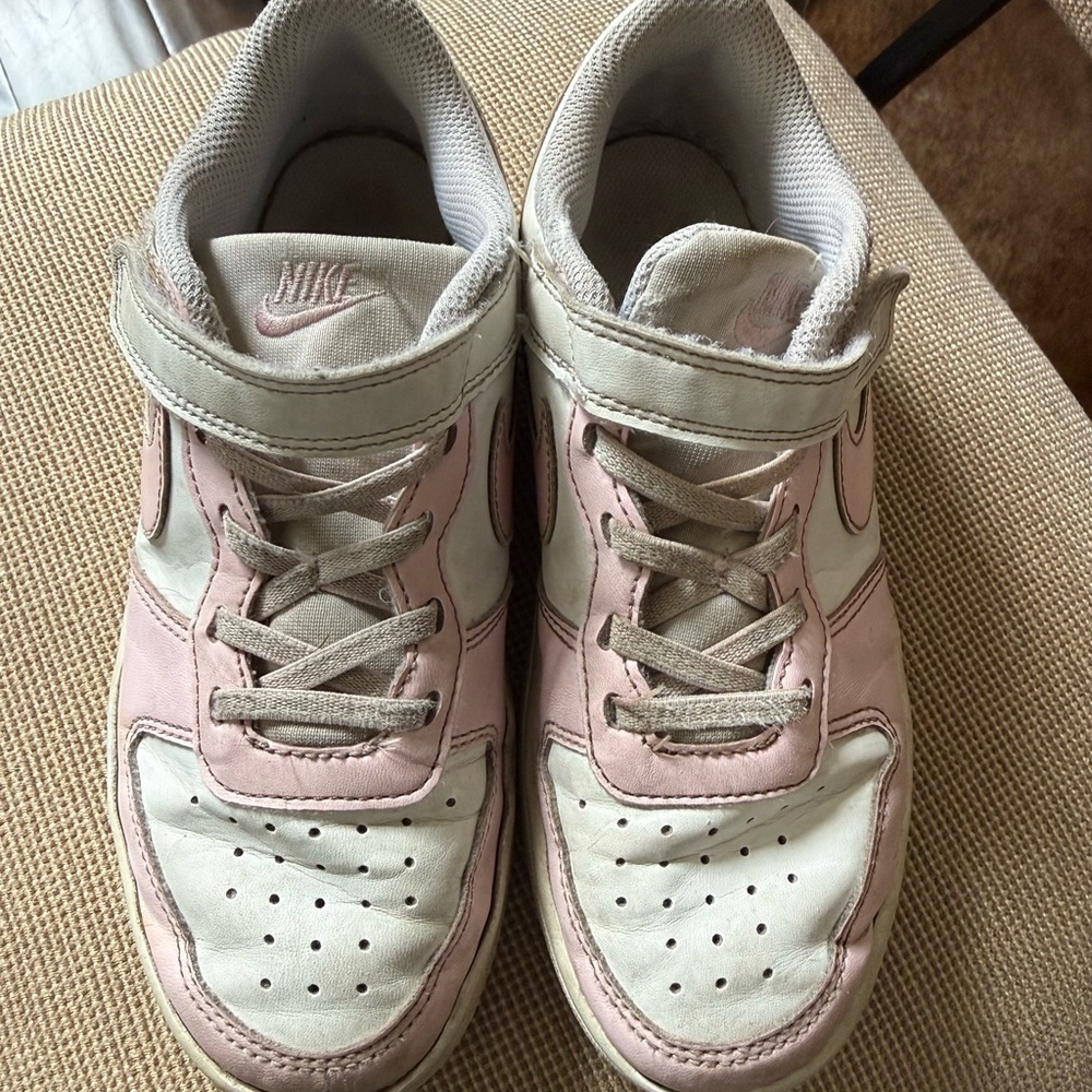 Nike Court Borough Low Recraft (Kid sz 2)